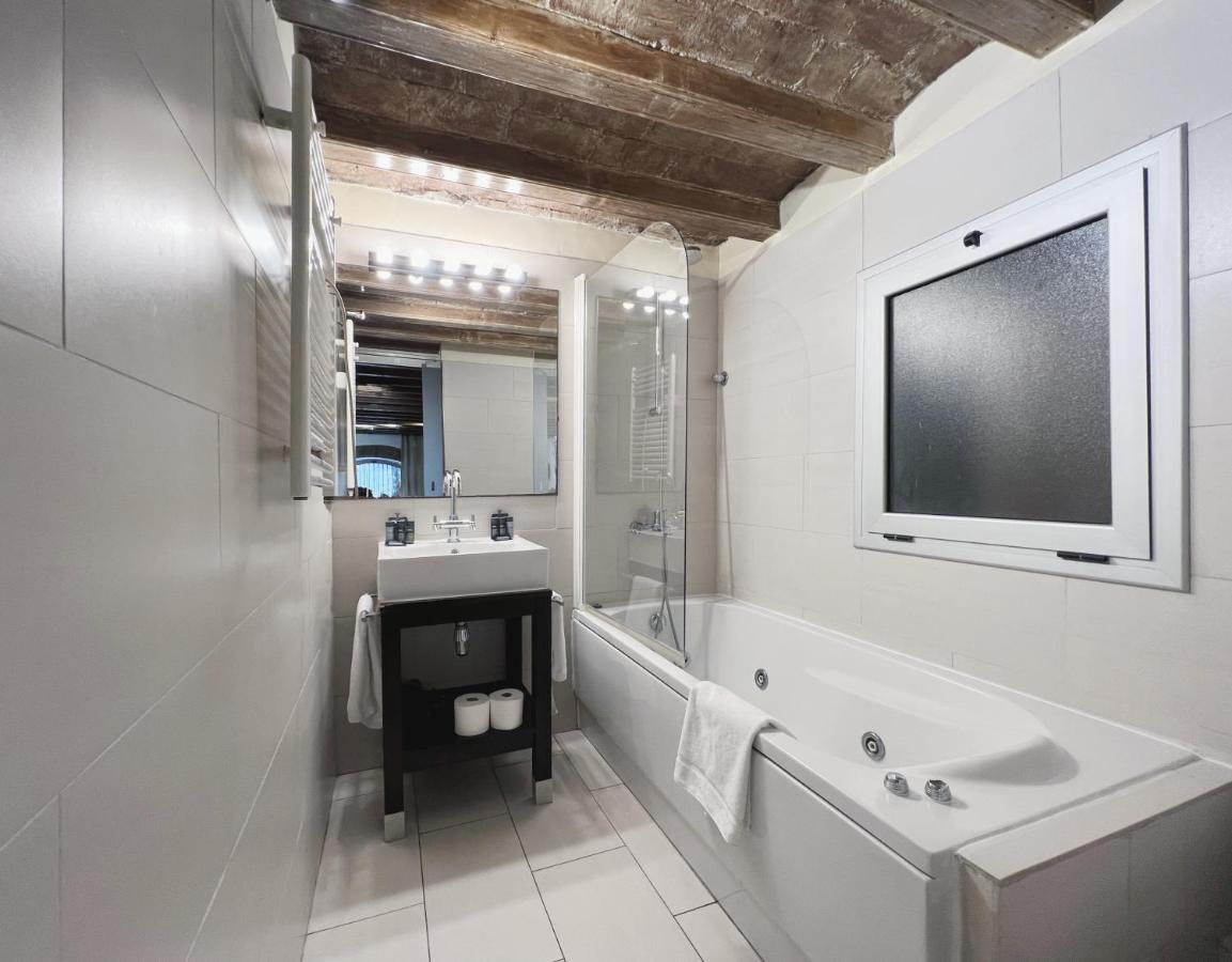 Stay U-Nique Apartments Placa Universitat Βαρκελώνη Εξωτερικό φωτογραφία